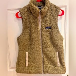 Patagonia vest Tan